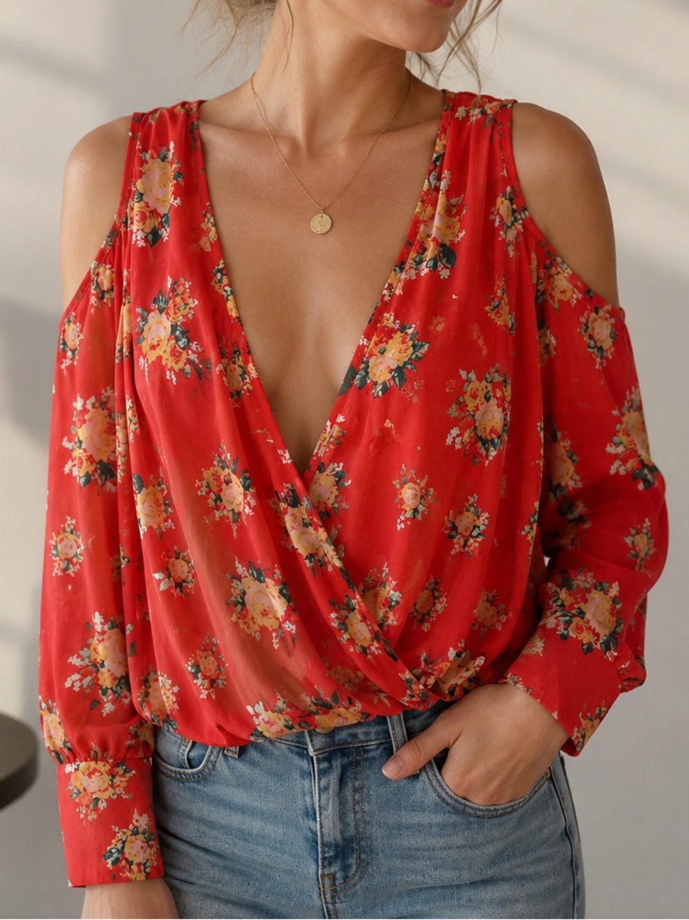 JustFab Red Floral Cold Shoulder Surplice Blouse Size Small